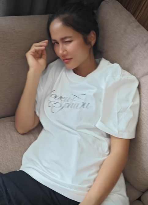 Thêm bằng chứng cho thấy HHen Niê đang mang bầu