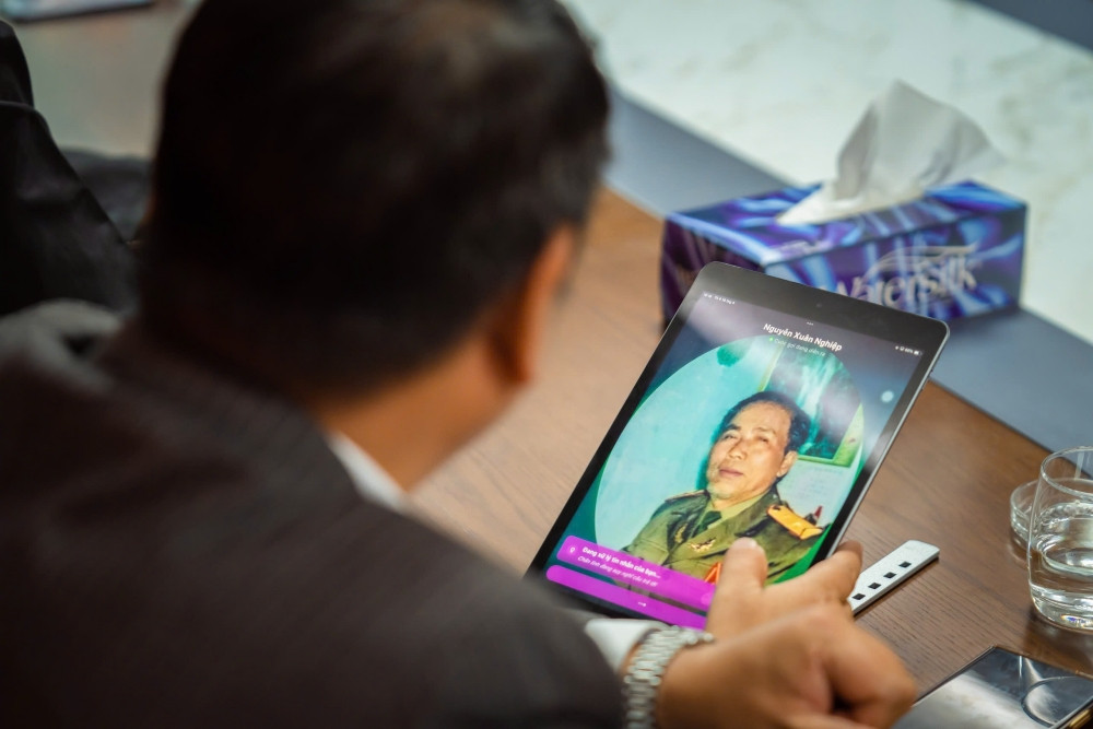 tro chuyen voi nguoi da khuat 1.jpg