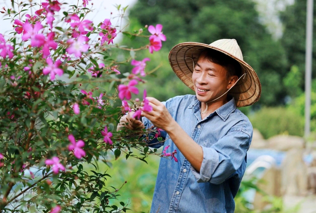 Việt Hoàn U60 Hạnh Phúc Sau Ly Hôn Vợ Kém 18 Tuổi, Phủ Nhận Là Đại Gia Bất Động Sản 0Untitled 1.Jpg
