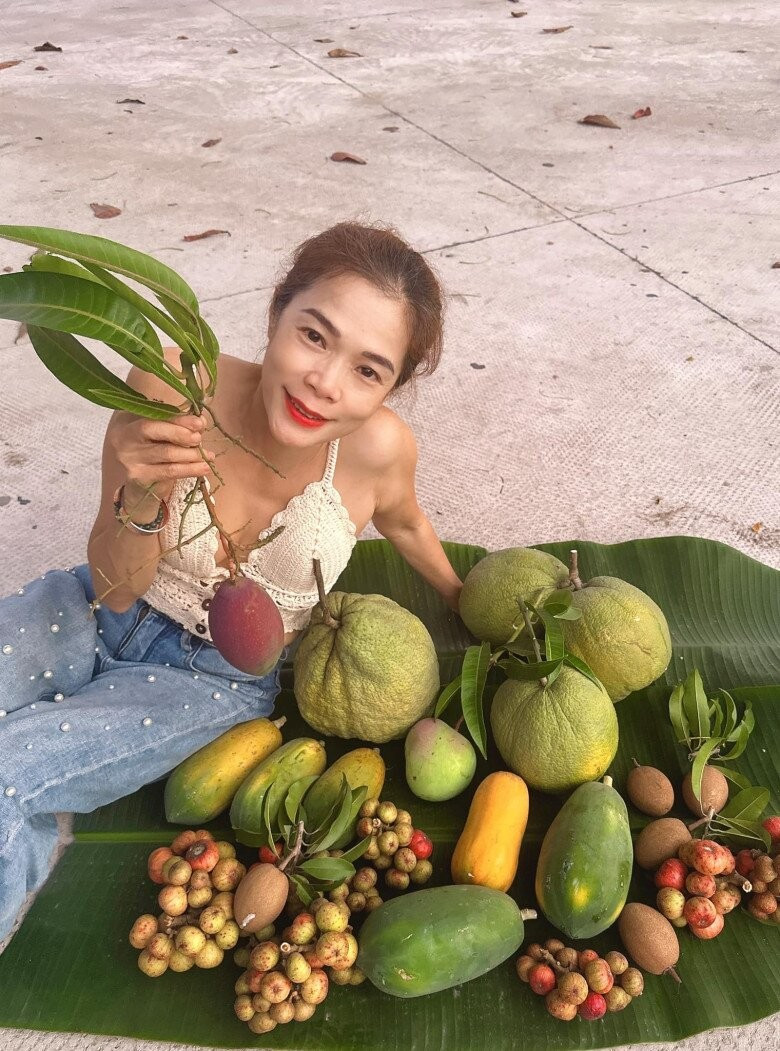 Ca sĩ Mỹ Lệ ở tuổi 53, sau nhiều năm rút khỏi showbiz: Đại gia 'làm nông' trên mảnh vườn hơn 10.000m2 'cái gì cũng có'- Ảnh 6.