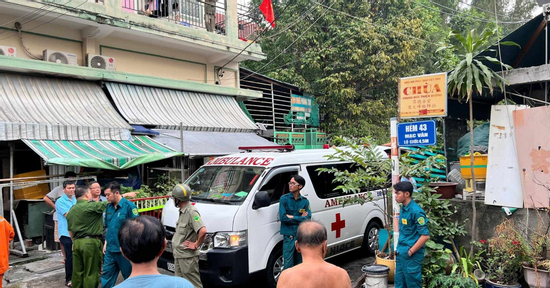 Cháy nhà lúc rạng sáng ở TPHCM, 3 người tử vong