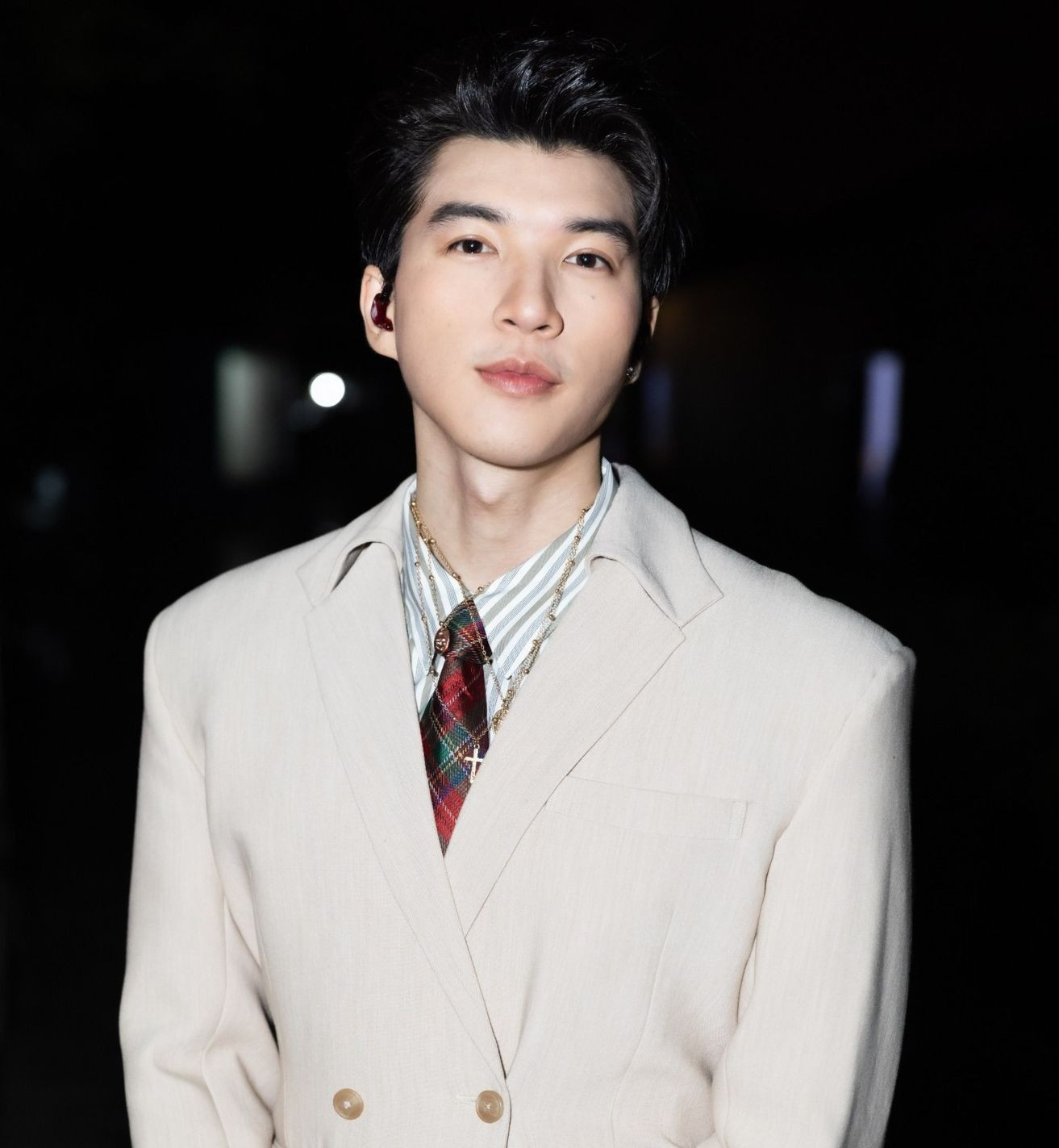 Hieuthuhai khiến khán giả 'việt vị' ảnh 6