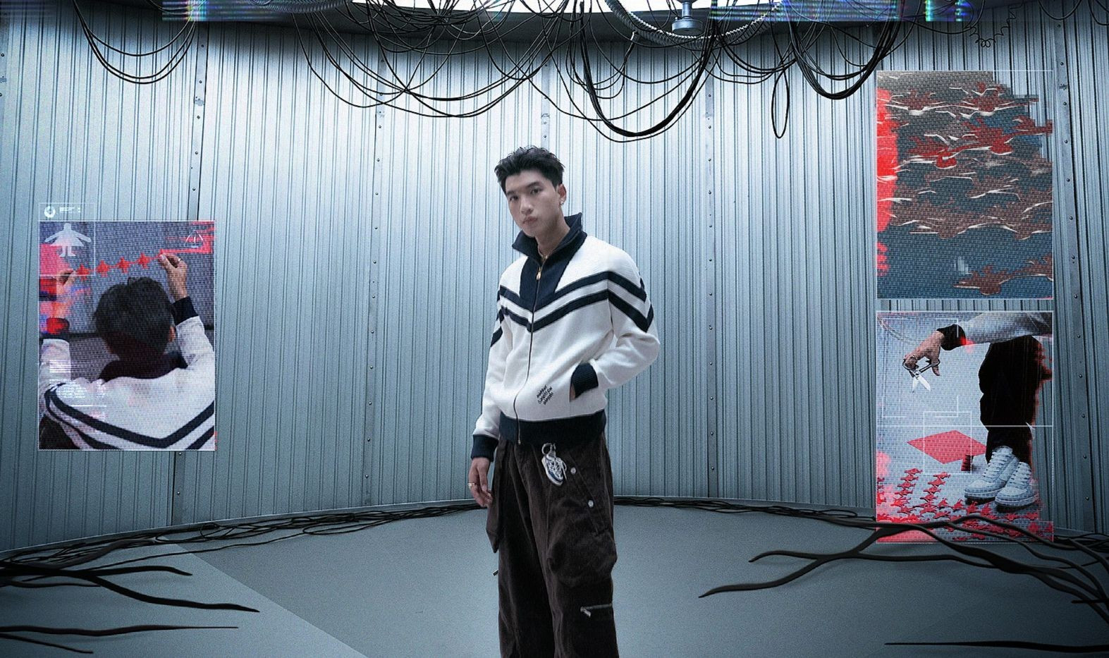 Hieuthuhai khiến khán giả 'việt vị' ảnh 1