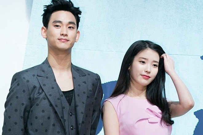 IU gây tranh cãi khi là bạn thân 14 năm với Kim Soo Hyun