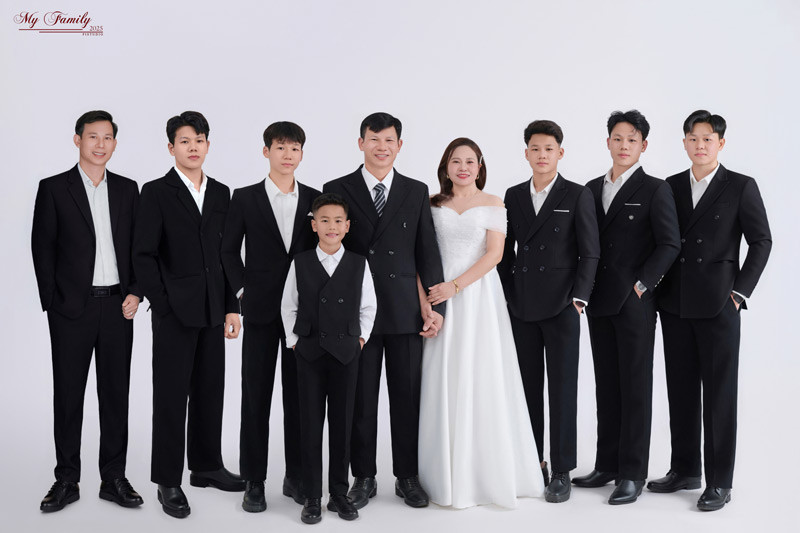 gia đình 1.jpg
