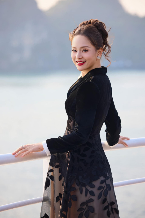 Sắc vóc mỹ nhân VFC sau 2 lần sinh nở đẹp như gái đôi mươi nhờ giảm 20kg- Ảnh 9.