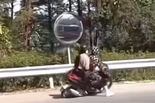 Loạt vụ tai nạn khi đổ đèo ở Tam ĐảoLoạt vụ tai nạn khi đổ đèo ở Tam Đảo