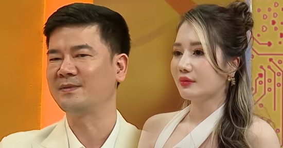 Con trai chủ tiệm vàng giấu xe sang, giả làm bảo vệ đi ‘cua' vợ và cái kết