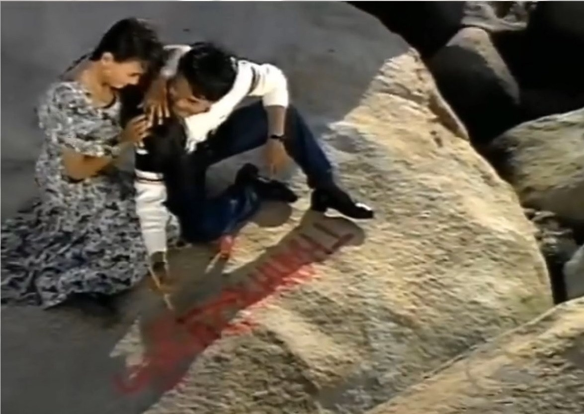 Đổi đời qua một đêm nhờ hát trong 'Mưa bụi', cuộc sống ca sĩ 'Nhẫn cỏ cho em' hiện tại ra sao?- Ảnh 4.