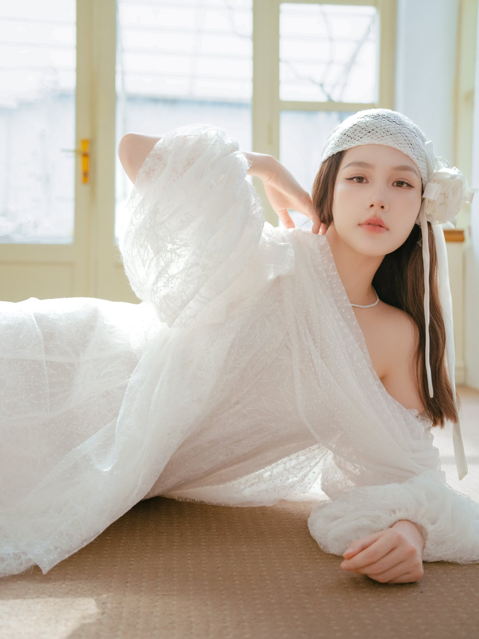 Sau vài tháng sinh con, Diễm My 9X gây chú ý với nhan sắc thăng hạng- Ảnh 2.