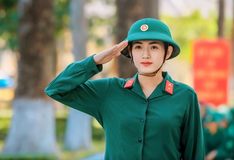 Nữ Hạ Sĩ Quê Đồng Nai Thuộc Khối Biệt Động Sài Gòn Gây Sốt Khi Diễu Binh, Nhan Sắc Đời Thực Thế Nào? Dieu Binh 1.Jpg