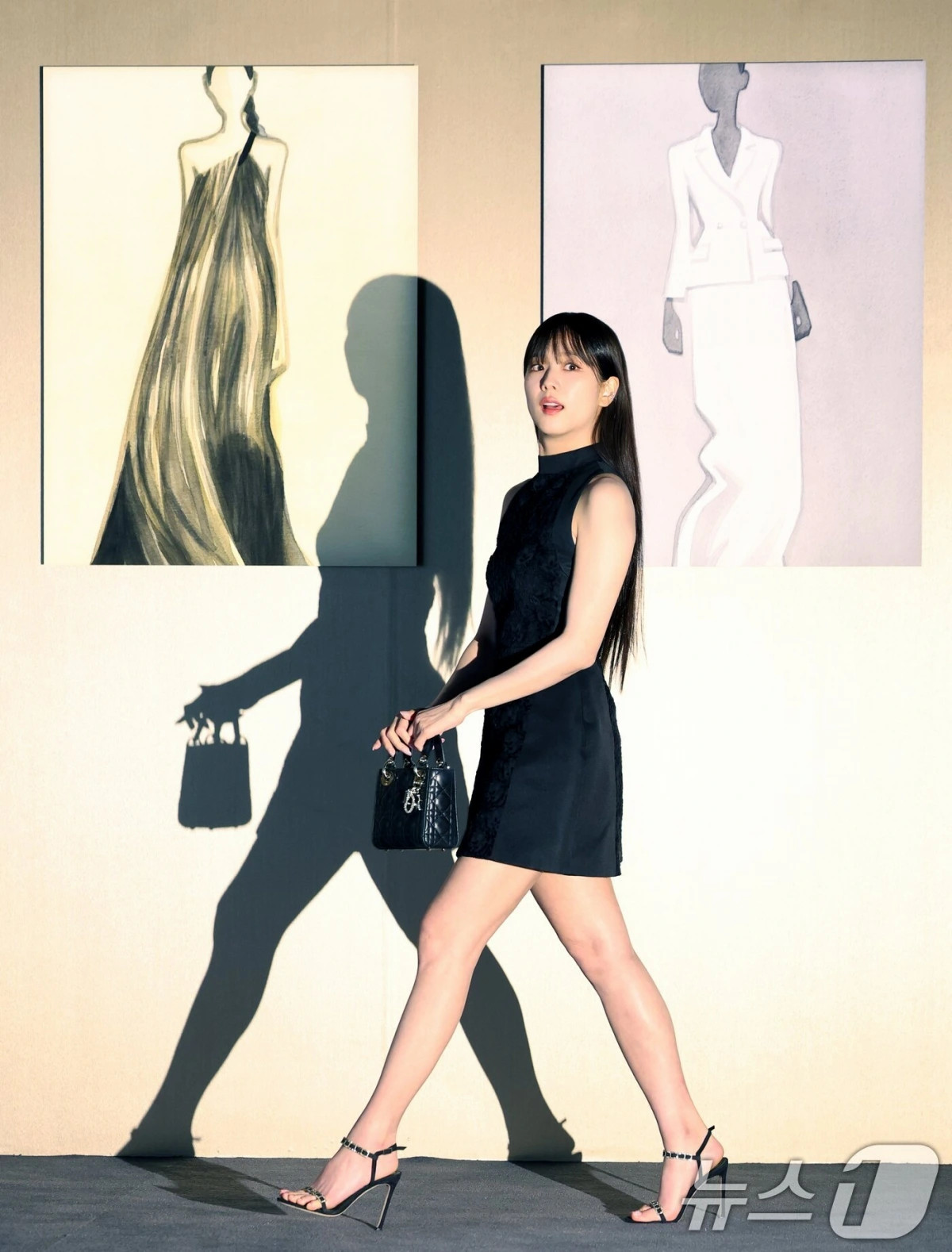 jisoo do khi chat han so hee tai su kien dior hinh anh 3