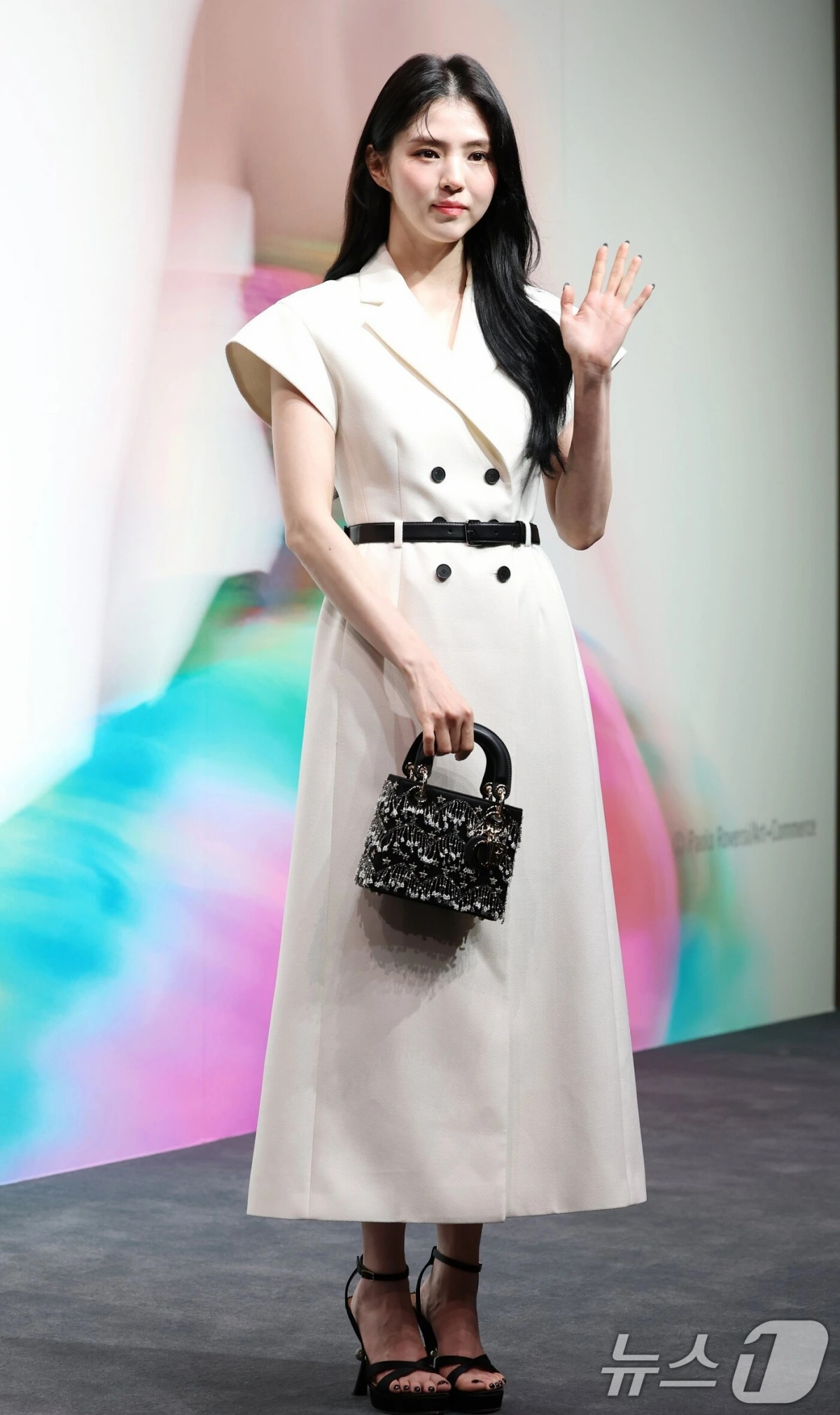 jisoo do khi chat han so hee tai su kien dior hinh anh 8