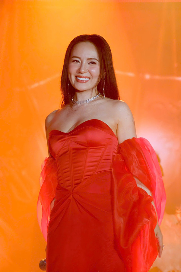 Nữ ca sĩ quê Thanh Hóa được gọi là 'người tình âm nhạc' của Hà Anh Tuấn có đời tư bí ẩn ra sao? - Ảnh 8.