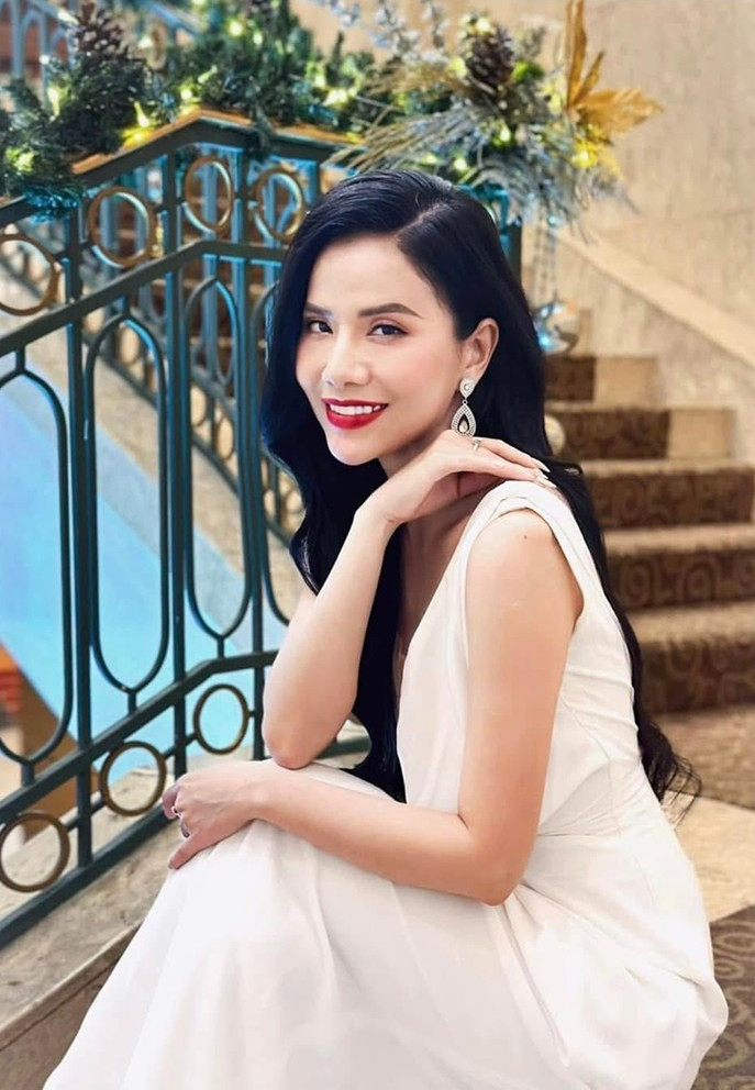 Thêm diễn biến nóng về vụ BTV Bích Hồng phát ngôn tranh cãi lễ diễu binh