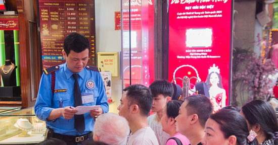 Giá vàng hướng mốc 130 triệu đồng/lượng: Liệu có tái diễn cú lao dốc lịch sử?