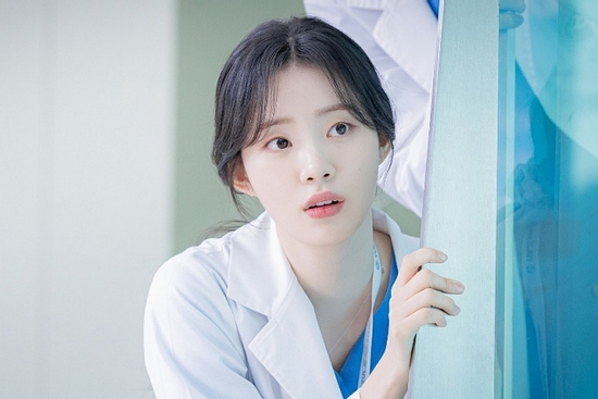 Shin Si Ah - Bông hoa đa diện của điện ảnh Hàn Quốc