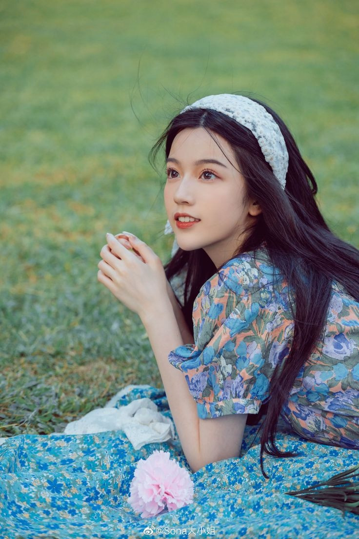 Top 3 chòm sao có Quý nhân nâng đỡ Thần tài soi đường làm đâu thắng đó