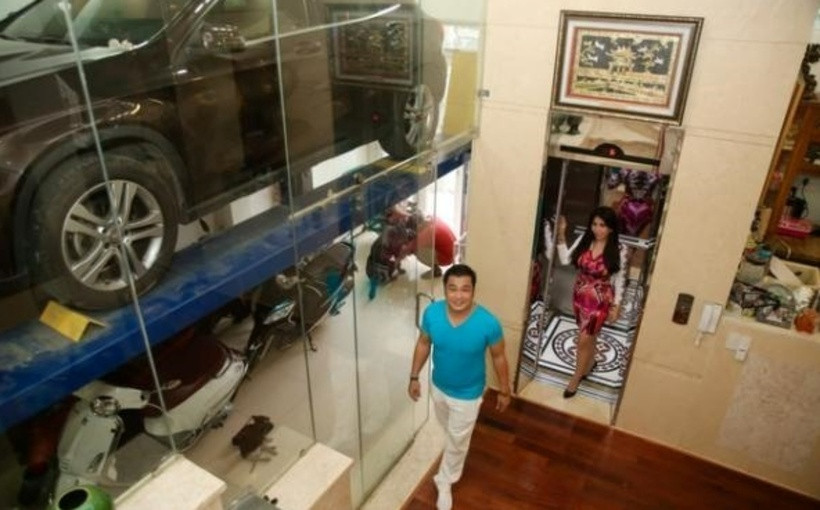 Đặc biệt, căn biệt thự này còn có tầng hầm để xe ô tô.