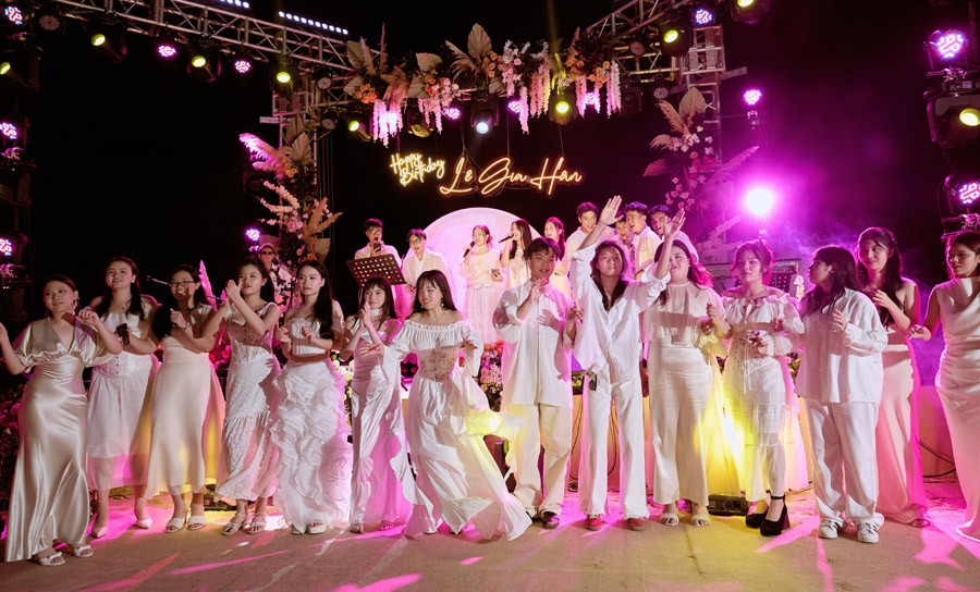 sinh nhat suli 01.jpg