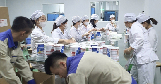 Toàn cảnh vụ sữa giả: Lợi dụng kẽ hở, thu lợi bất chính hàng trăm tỷ