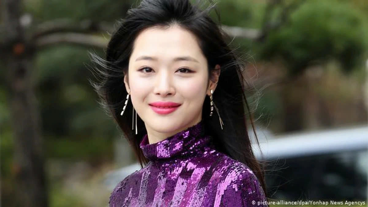 bi kich dang sau anh hao quang cua nhung ngoi sao k-pop hinh anh 3