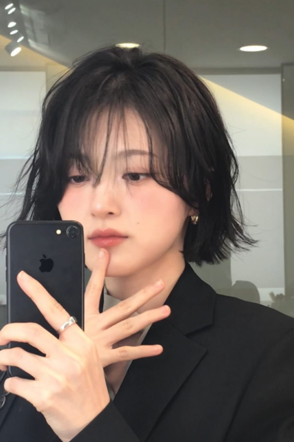 List 5 kiểu tóc ngắn cực sang giúp cô nàng công sở tự tin tỏa sáng- Ảnh 3.