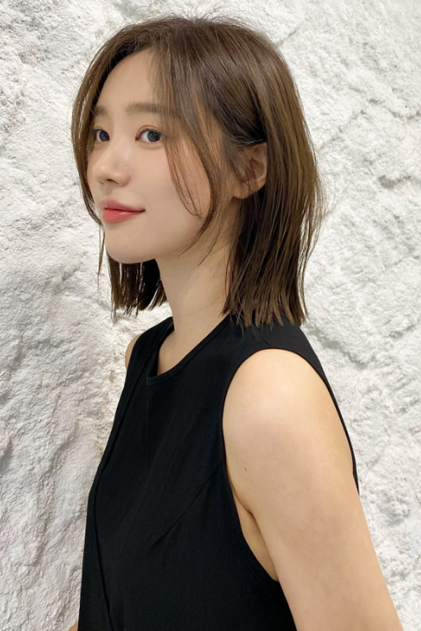 List 5 kiểu tóc ngắn cực sang giúp cô nàng công sở tự tin tỏa sáng- Ảnh 7.