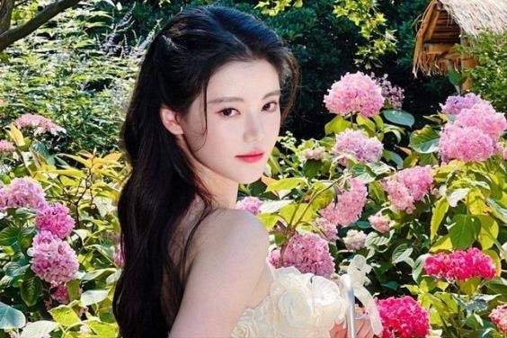 Tháng sinh Âm lịch của người phụ nữ mang nhiều phúc khí giúp chồng giàu to - Ảnh 2.