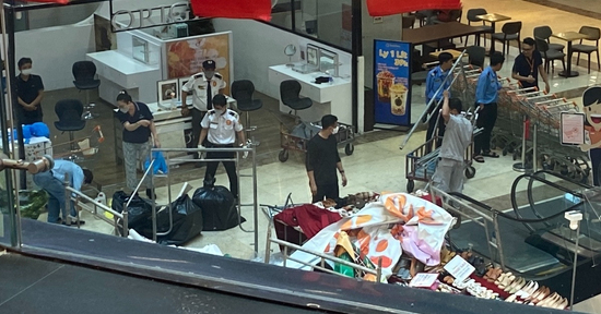 Nhiều tâm trạng ở Vạn Hạnh Mall sau 3 vụ nhảy lầu liên tiếp