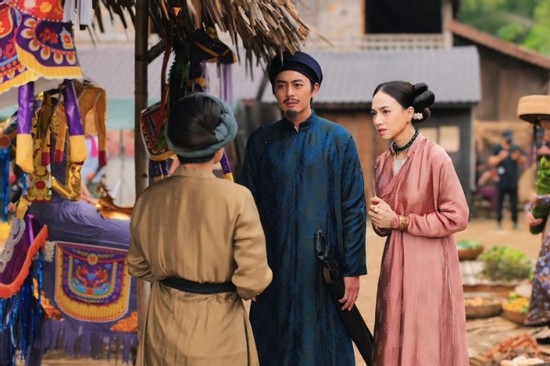 Cuộc so găng bất phân thắng bại giữa 'Thám tử Kiên' và 'Lật mặt 8'