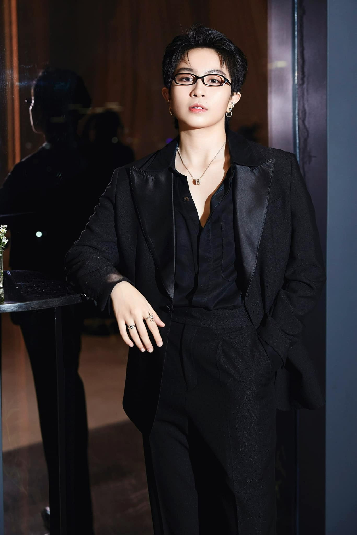 Gil Lê lộ gương mặt lạ quá bị nghi phẫu thuật thẩm mỹ