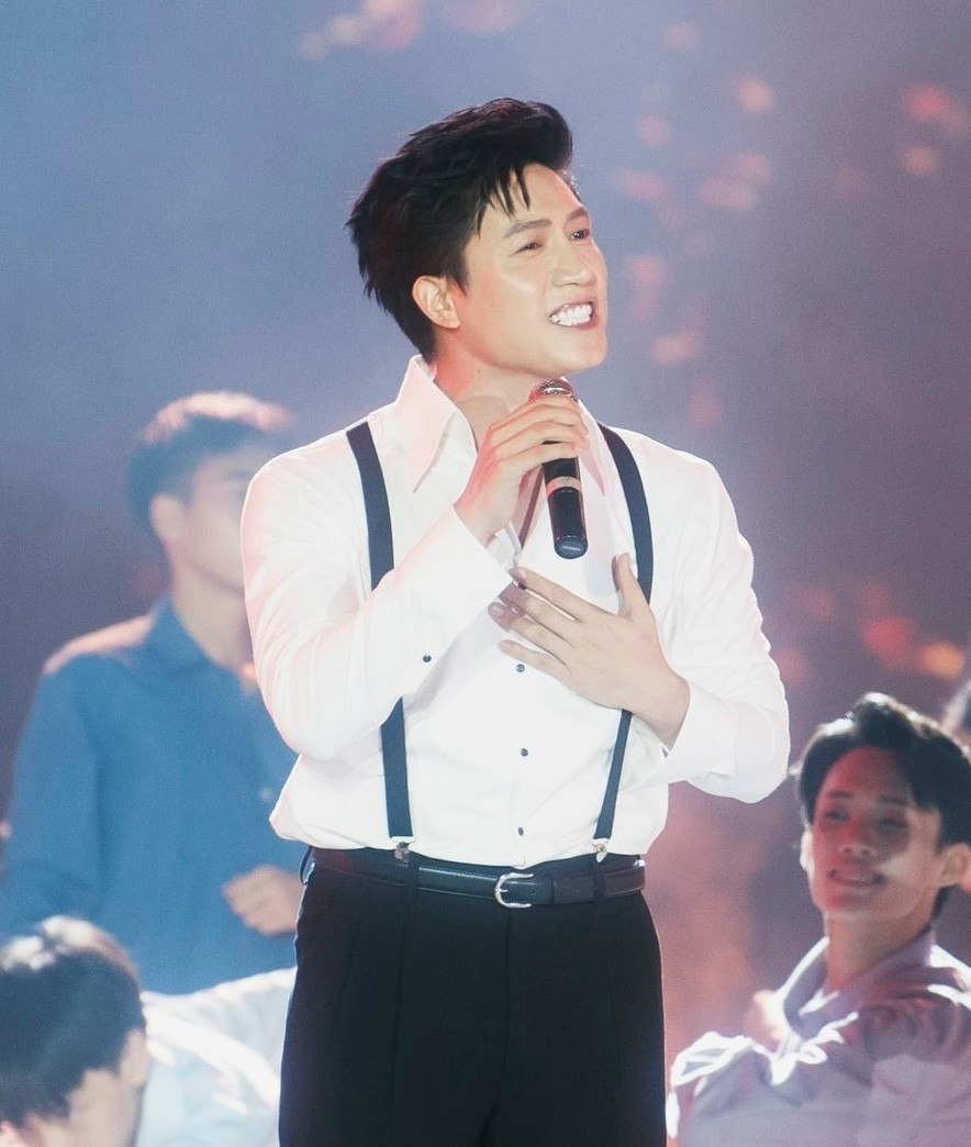 'Đất nước trọn niềm vui' - bản hit vĩ đại của đại lễ 30/4 ảnh 4