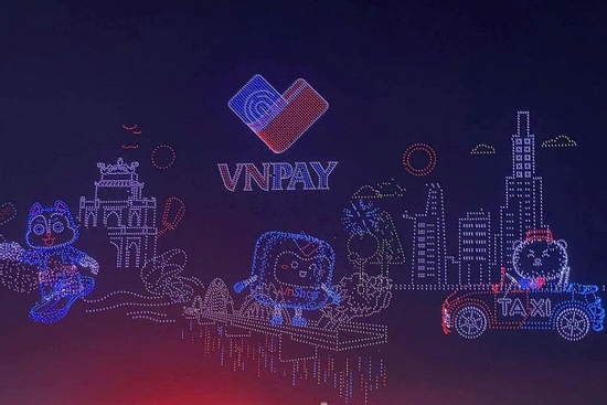 VNPAY bị chỉ trích vì xuất hiện dày đặc trong đêm tổng duyệt kỷ lục 10.500 drone