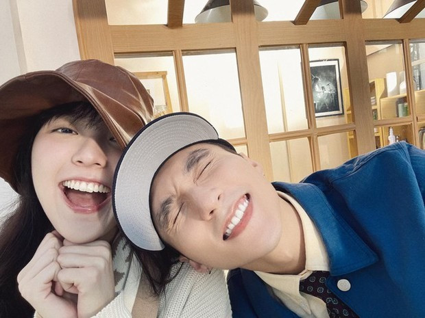 Bắt gặp nàng thơ Vbiz và chủ tịch hẹn hò ở nước ngoài hint rõ mồn một nhưng mãi chưa chịu công khai