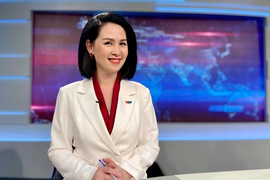 Danh tính nữ MC của VTV ứng biến nhanh trên sóng trực tiếp Lễ diễu binh 30/4