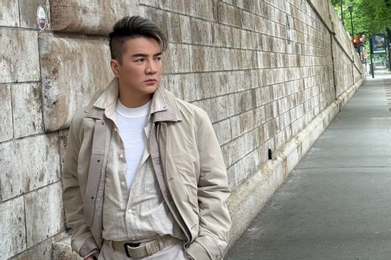 Chuyện gì đang xảy ra với Đàm Vĩnh Hưng?