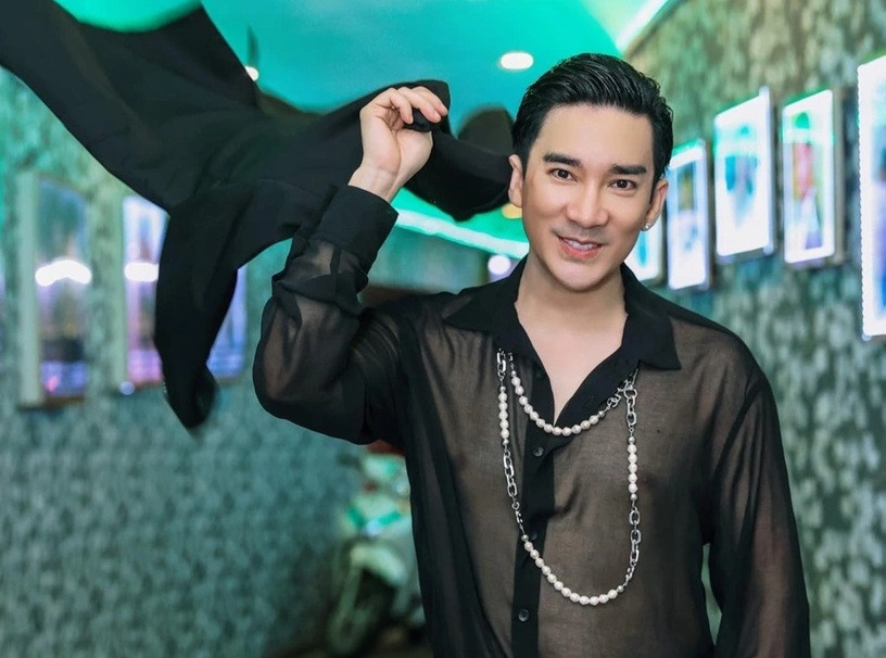 Nam ca sĩ 44 tuổi bị cháy hết show nhạc: Sở hữu 13 sổ đỏ, biệt thự 50 tỷ Hà Nội nhưng vẫn độc thân Nam ca sĩ 44 tuổi từng bị cháy hết show nhạc: Sở hữu 13 sổ đỏ, biệt thự 50 tỷ nhưng vẫn độc thân- Ảnh 3.