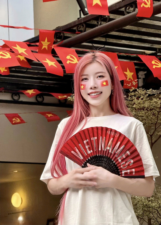 Trang Pháp chia sẻ tư liệu quý về ông ngoại - nhà ngoại giao kỳ cựu từng đàm phán tại Hội nghị Paris