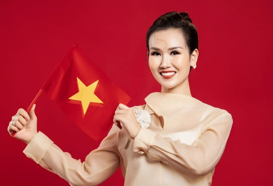 Tranh luận Võ Hạ Trâm hát bản hit 2,2 tỷ view 'Viết Tiếp Câu Chuyện Hòa Bình'