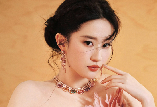 Sau thứ Sáu 4/4/2025, 3 con giáp như cá chép hoá rồng, sự nghiệp thăng tiến vượt bậc