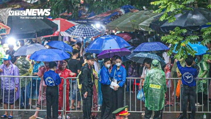 thoi tiet gio to hung vuong 1.jpg