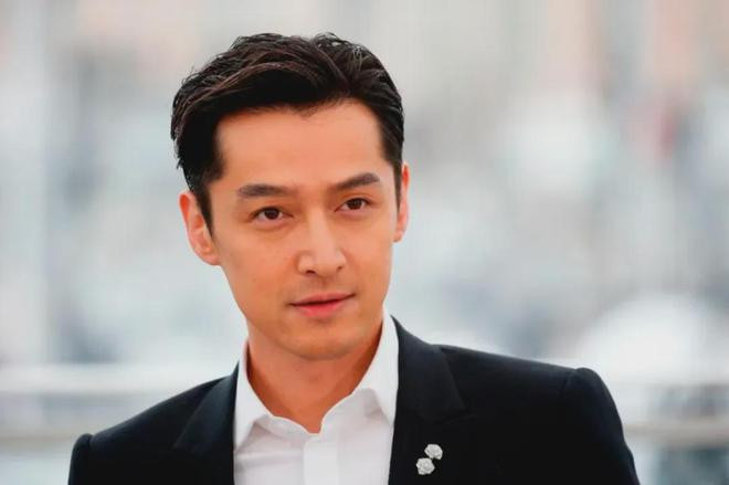 Vợ Hồ Ca bí mật sinh con thứ hai