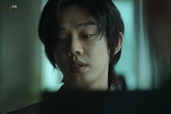 Yoo Ah In tái xuất sau scandal chất cấm: Công chúng quá dễ dãi?