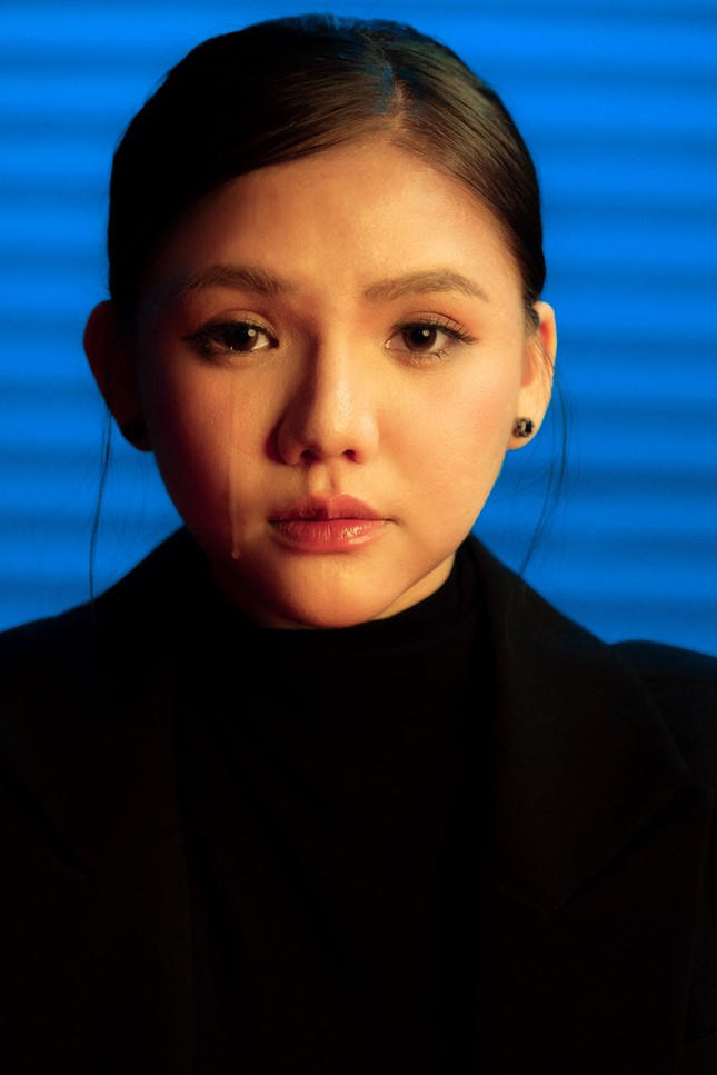 Myra Trần làm gì đến nỗi khóc cạn nước mắt, khiến hội mê nhạc thất tình 'tới công chuyện'? ảnh 5