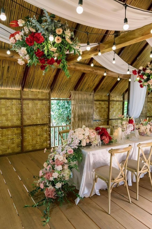 Bị chê làm đám cưới nghèo nàn có như không HHen Niê đáp trả