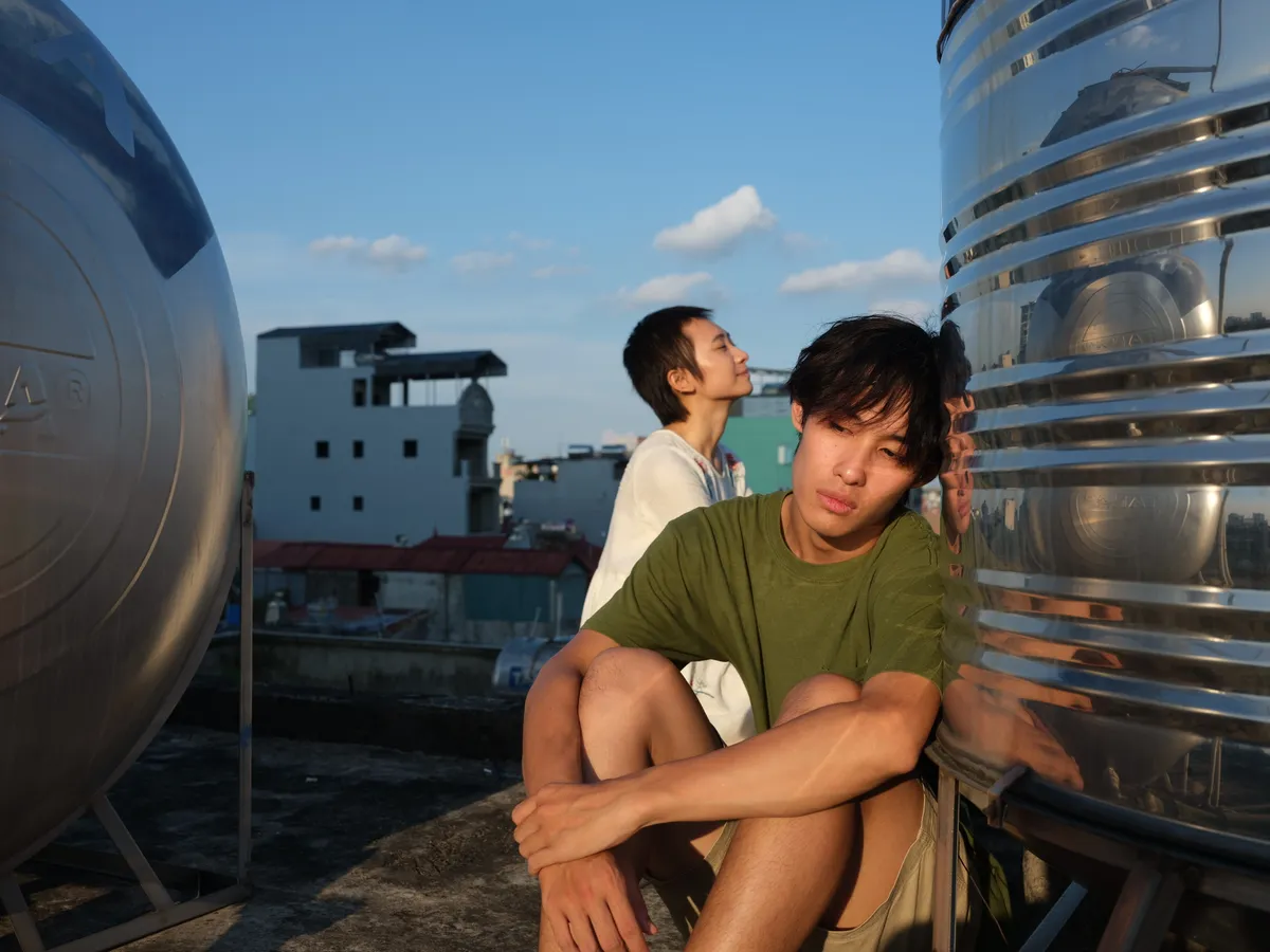 Điều ít biết về con trai đạo diễn Bùi Thạc Chuyên diễn xuất trong 'Địa đạo' và cú rẽ bất ngờ theo nghệ thuật- Ảnh 4.