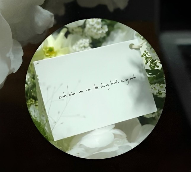 Động thái của HURRYKNG và bạn gái giữa tin đồn đường ai nấy đi sau 9 năm