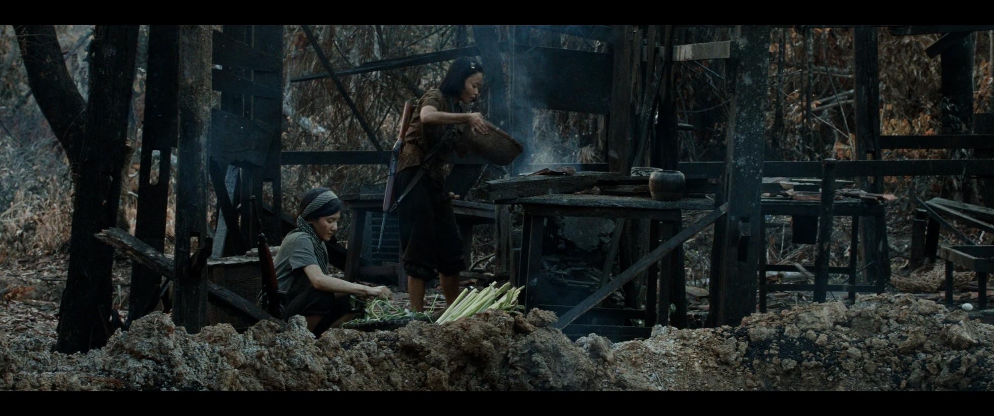 Nổi da gà với nhạc phim 'Địa đạo' ảnh 3