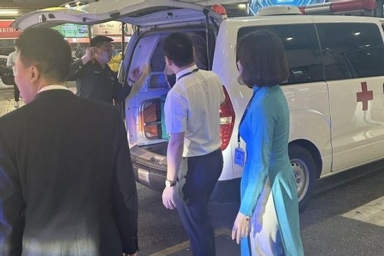 Chuyến bay lùi giờ cất cánh 35 phút để đợi hành khách đặc biệt